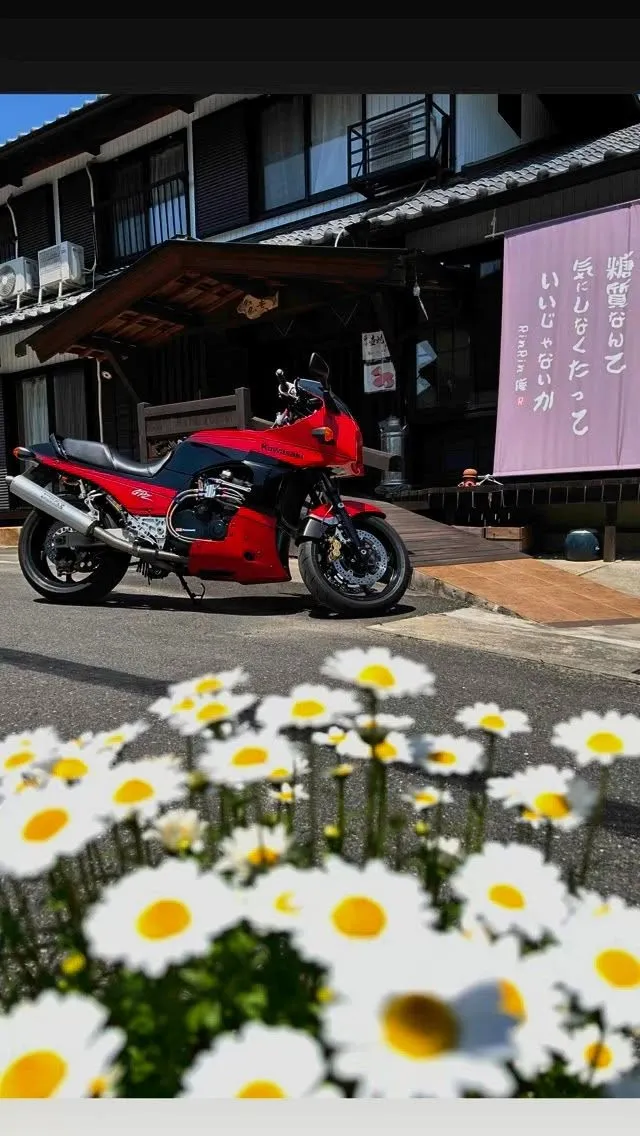 【バイクでスイーツ】 @rinrinan_kakigori 